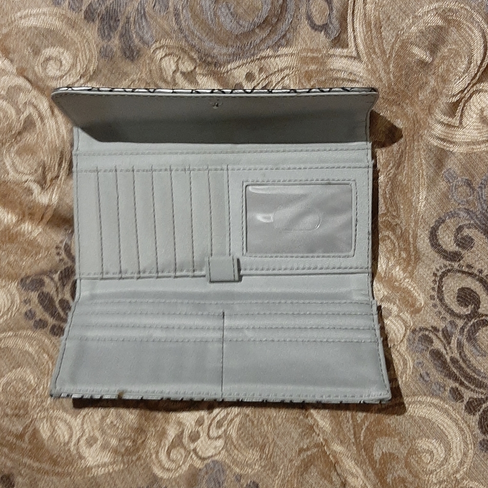 Wallet - Picture 4 of 7